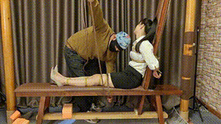 老虎凳 把女同事带到我的秘密基地 掐晕 捆绑kt